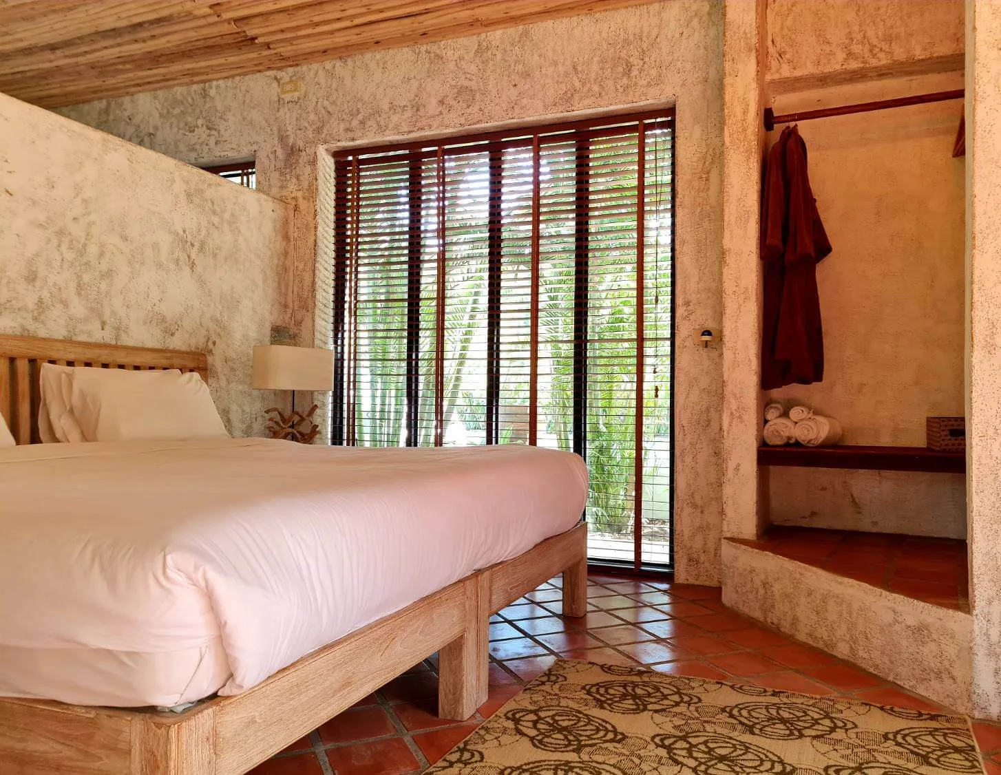 The king bed in the group cabin