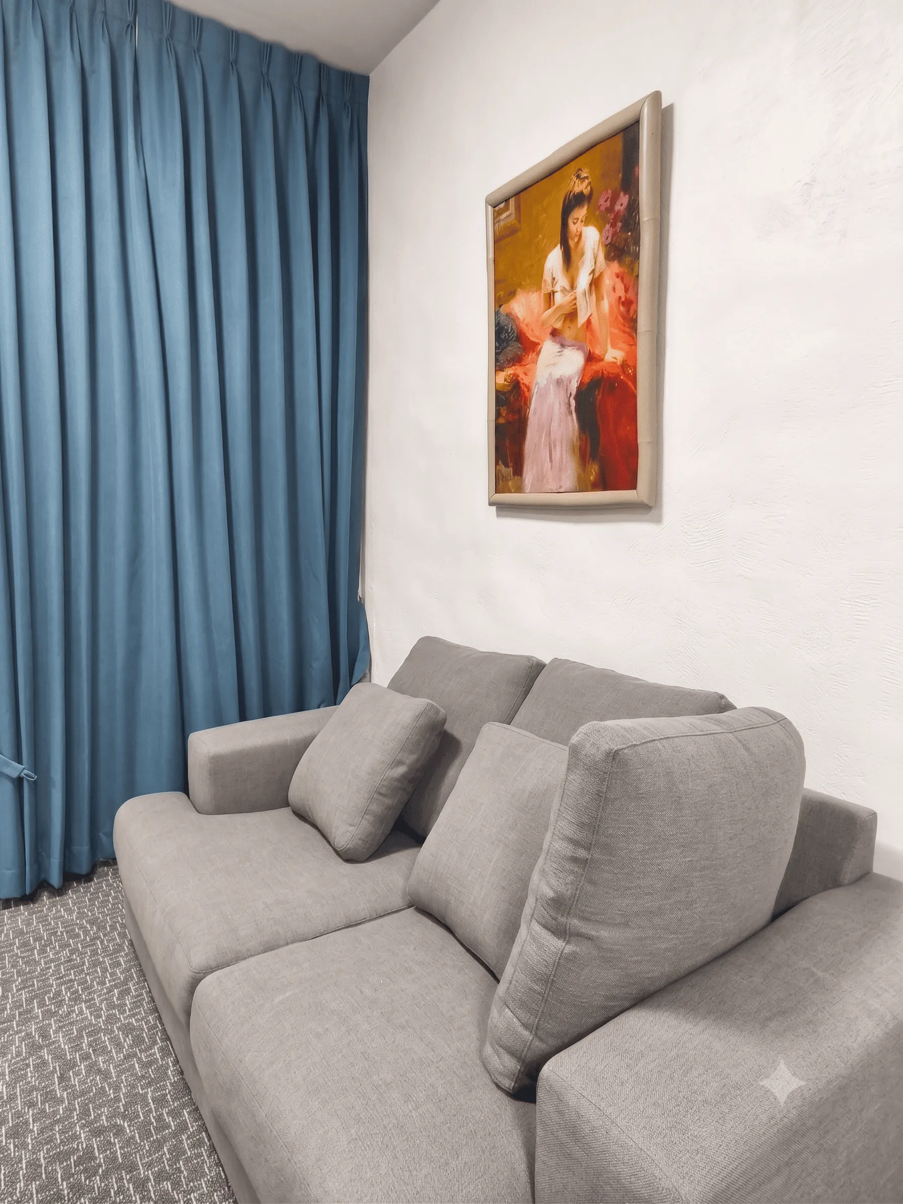 A living space at Baanpong Lodge
