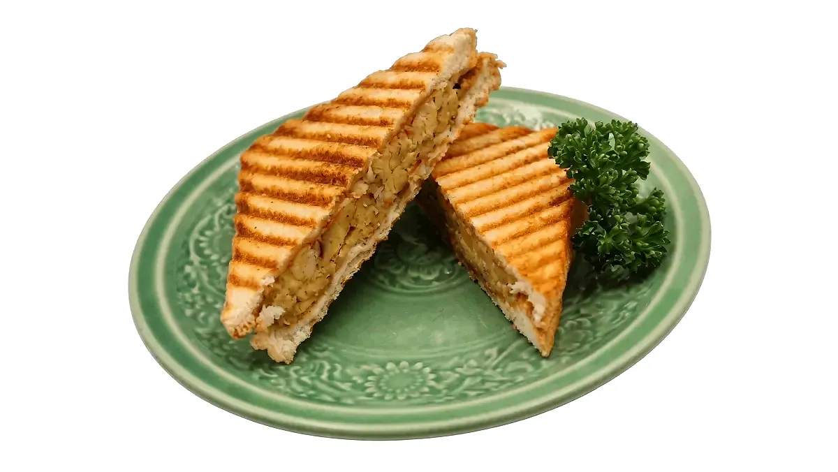 Toasted Peanut Butter, Banana and Bacon Sandwich (The Elvis)